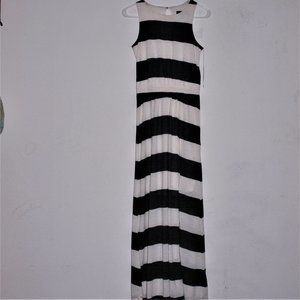 Mossimo Black & White Stripe Long Dress Size XS